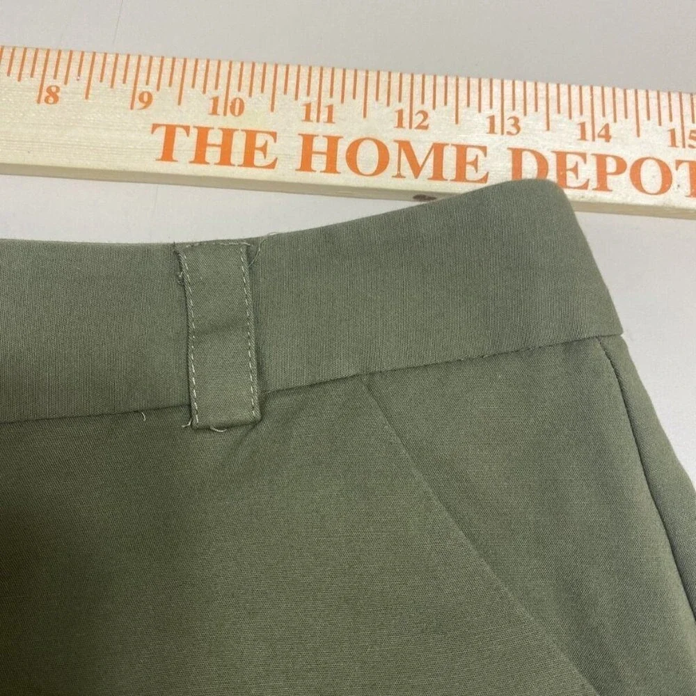 Vince Camuto Olive Green Shorts Career Casual Pockets Size‎ 0